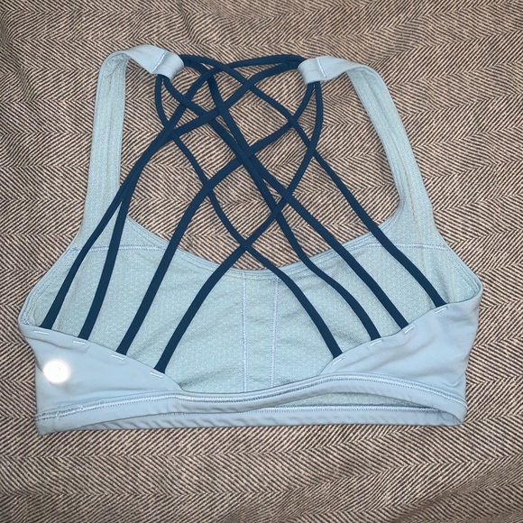 Lululemon Free To Be Sports Bra - Picture 2 of 3
